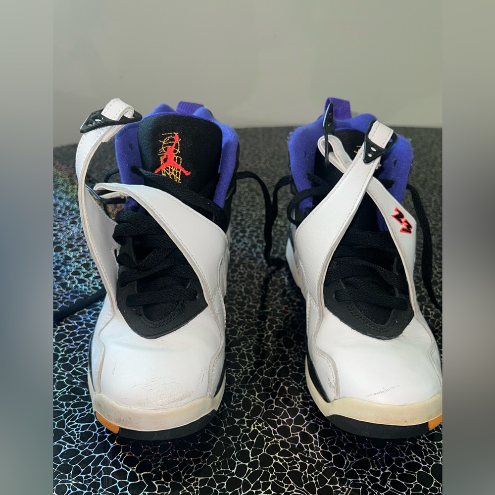 Youth size 4.5 Jordan 8 retro